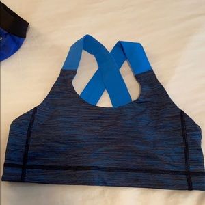 Lululemon sports bra